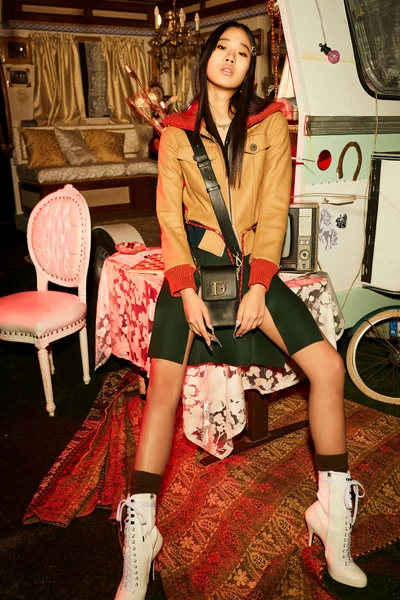 Look 26